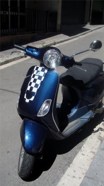 VESPA LX50 4T 2008 EDICION ESPECIAL + CHEQUE 200  TALLER = 1800  (ACEPTO OFERTAS)