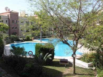 Apartamento con 2 dormitorios se vende en Estepona, Costa del Sol