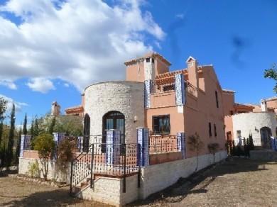 Chalet con 3 dormitorios se vende en San Miguel de Salinas, Vega Baja Torrevieja