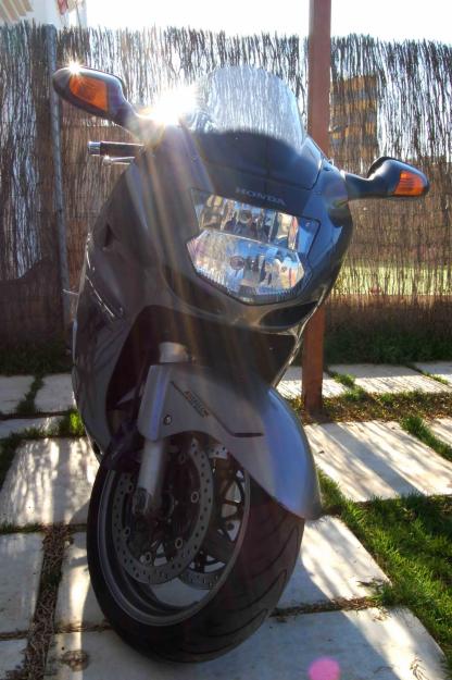 Honda cbr 1100 xx superblackbird