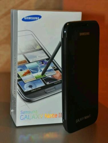 Samsumg Galaxy note 2 Gris Titanium 240 euro