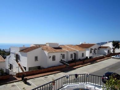 Apartamento con 2 dormitorios se vende en Nerja, Costa del Sol, Axarquia