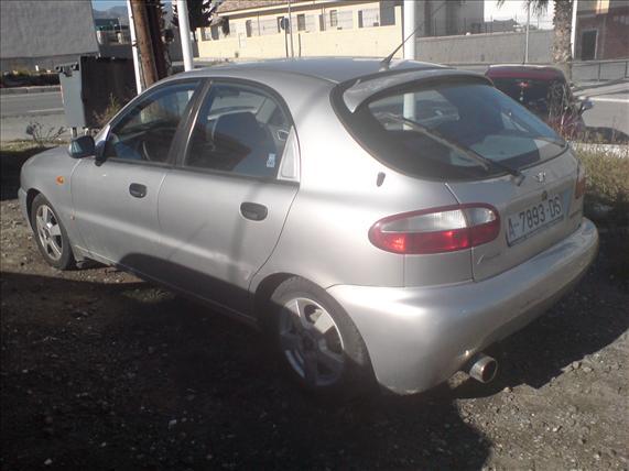 Daewoo lanos 1.5 gasolina 90cv 1000€