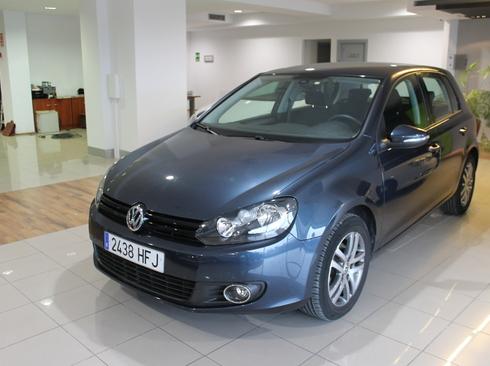 Volkswagen Golf 1.6 TDI ADVANCE