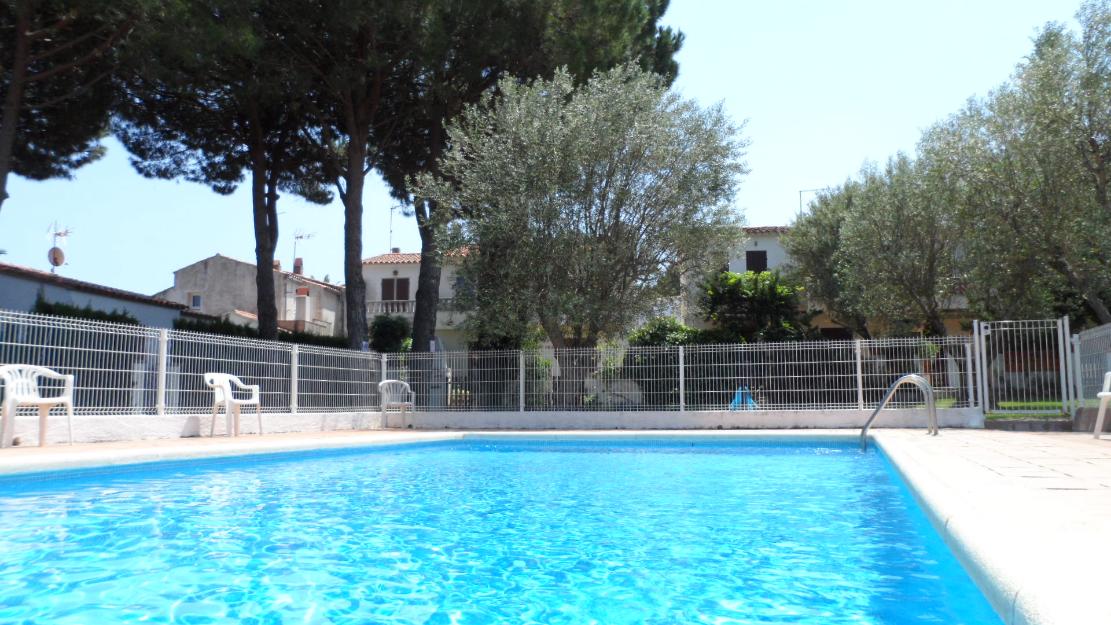 apartamento con piscina comunitaria situado en L'Escala