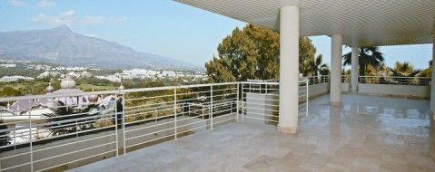 Apartamento en venta en Nueva Andalucia, Málaga (Costa del Sol)