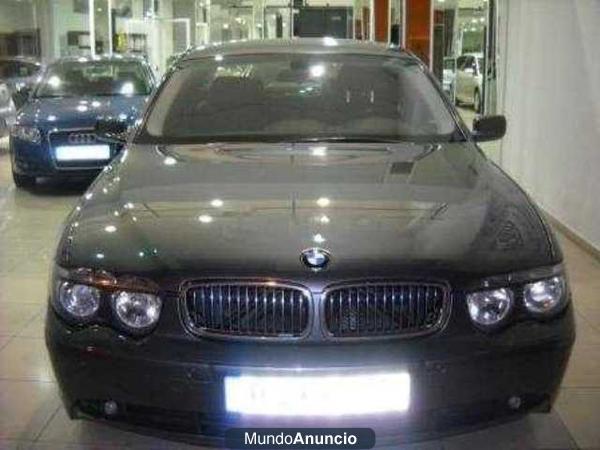 BMW Serie 7 745iA