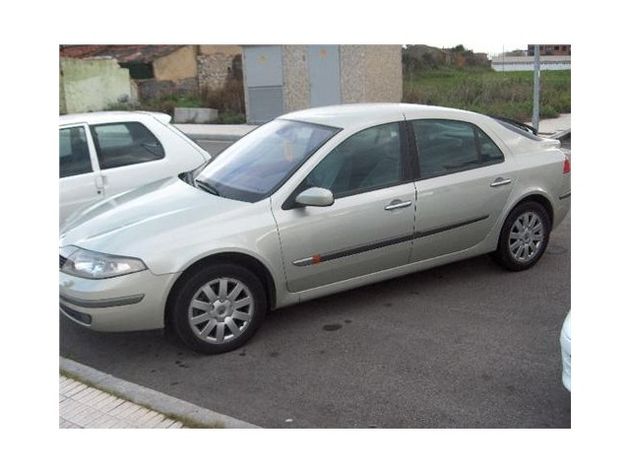 RENAULT LAGUNA PRIVILEGE 2.2DCI