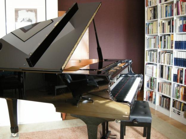 Vendo piano de cola Yamaha C2