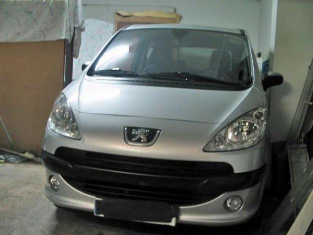 Venta de coche Peugeot 1007 1.4 HDI DOLCE '05 en Palma De Mallorca