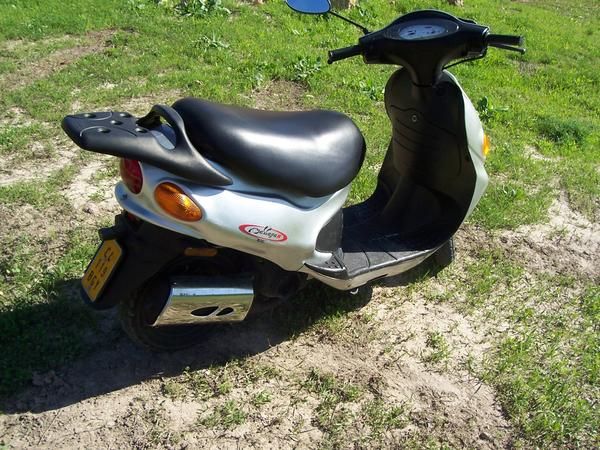 se vende daelim messageII 50cc. solo 7000km