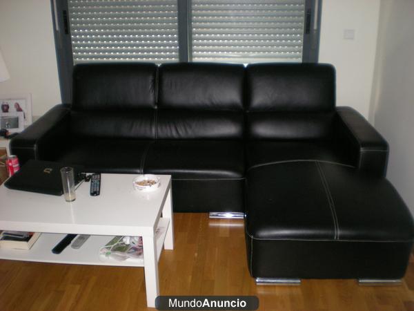 Sofá negro de piel 590€. Perfecto estado. Moderno