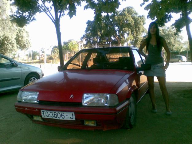 SE VENDE COCHE IMPECABLE