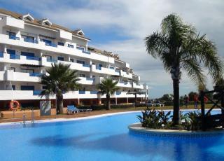 Apartamento en residencia : 4/6 personas - piscina - vistas a mar - estepona  malaga (provincia de)  andalucia  espana