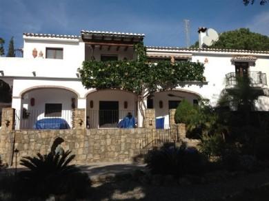 Chalet con 5 dormitorios se vende en Mijas Pueblo, Costa del Sol