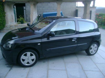 RENAULT CLIO PRIVILEGE - Pontevedra