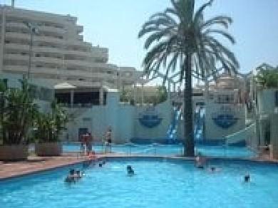 Apartamento con 2 dormitorios se vende en Benalmadena Costa, Costa del Sol