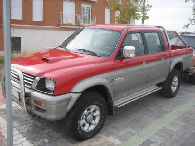 MITSUBISHI L 200 GLX 4WD DOBLE CABINA 2.5 TD 115 CV 98