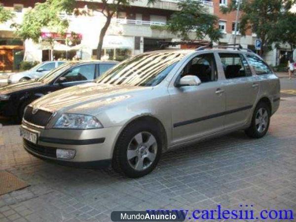 Skoda Octavia Combi 2.0TDI Elegance 12 MESE