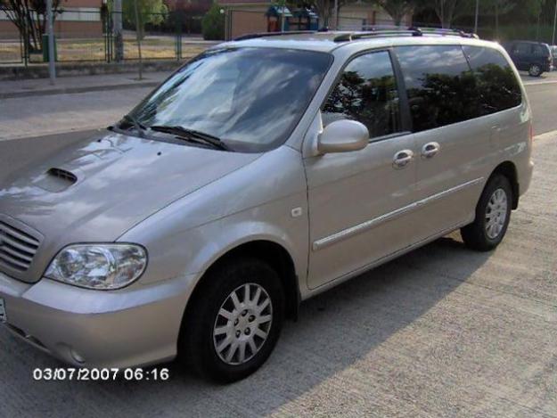 Venta de Kia CARNIVAL 2.9 147 CV '03 en Logroño