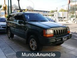 Vendo JEEP GRAND CHEROKY LAREDO