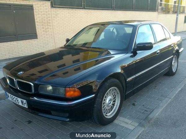 BMW 728 728 i NEGRO CON CUERO NEGRO M