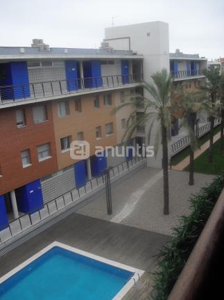 VENTA DÚPLEX AMUEBLADO + PK Y TRASTERO EN CENTRO VILA-SECA