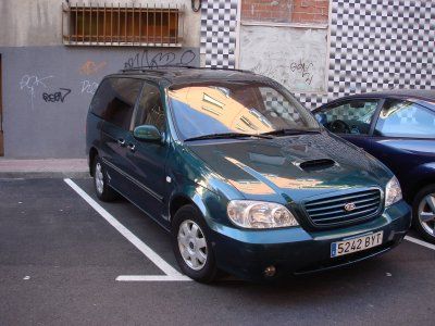 KIA CARNIVAL MONOVOLUMEN - Madrid