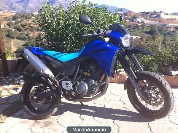 vendo o cambio Yamaha XT X supermotard IMPECABLE