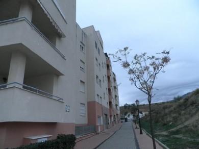 Apartamento con 2 dormitorios se vende en Estepona, Costa del Sol