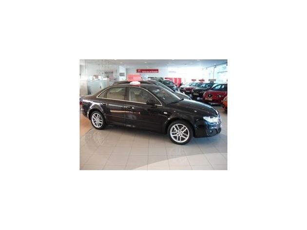 AUDI A4 2.0 TDI