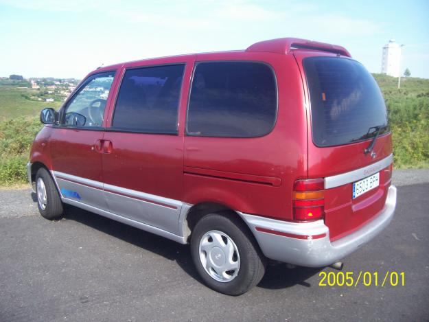 nissan serena