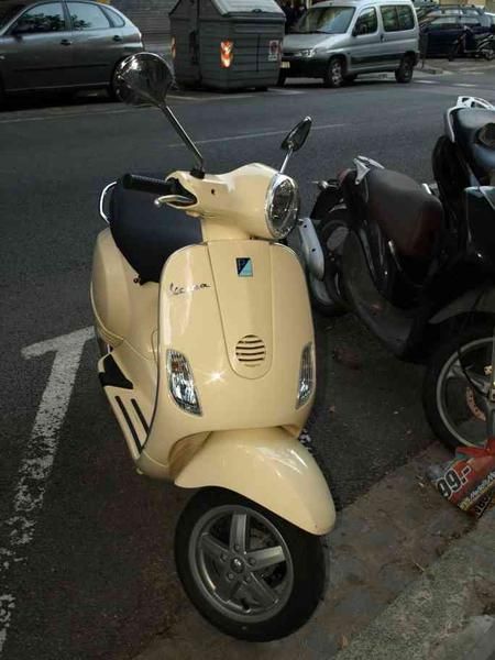 VESPA LX 125