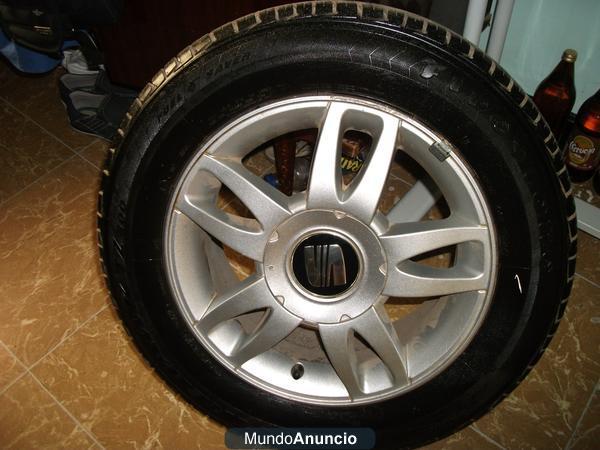 se vende 4 llantas