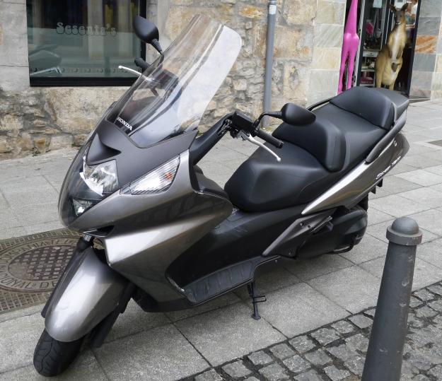 Se vende honda silverwing