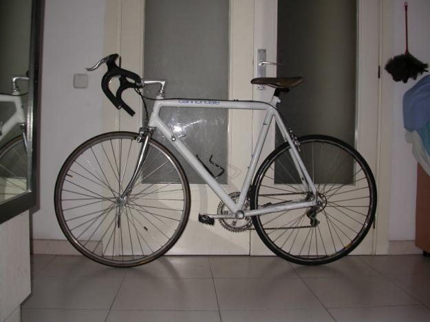 VENDO BICICLETA DE CARRERA CANNONDALE