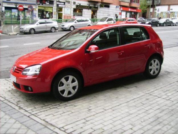 2008 Volkswagen Golf V 2.0 TDI Highline Rojo