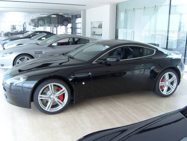 ASTON MARTIN VANTAGE V8 420 cv