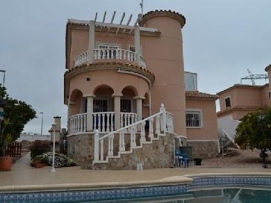 Chalet con 4 dormitorios se vende en Ciudad Quesada, Costa Blanca