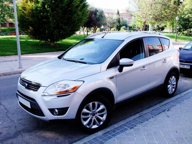 FORD Kuga 2.0 TDCi 136cv 2WD Titanium, Año 2010, 10.000 km 19.000€