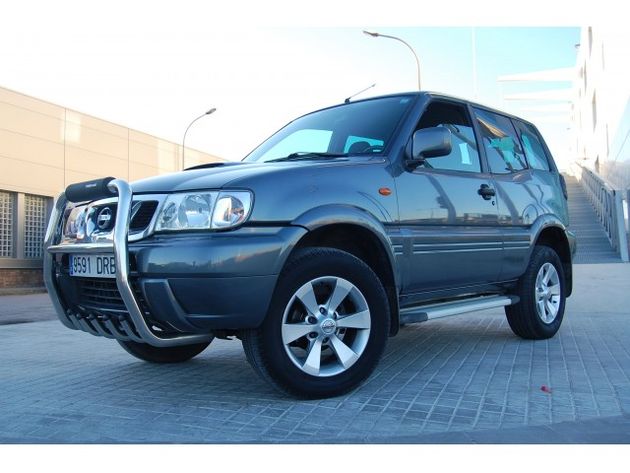 NISSAN TERRANO II  2.7TDI Sport 3P     IMPOLUTO