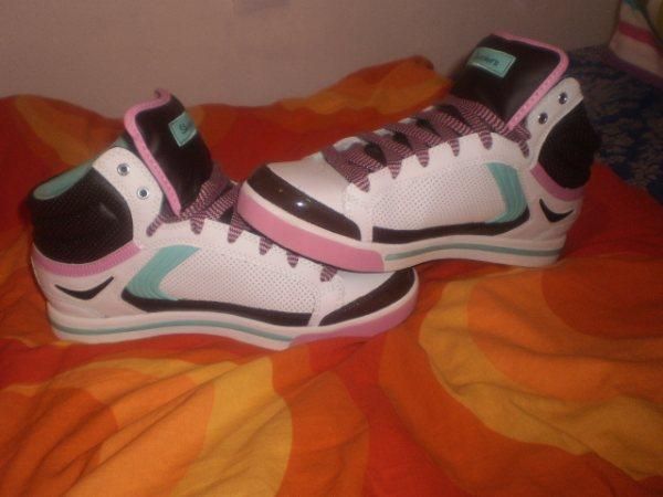 Vendo deportes Skechers 40