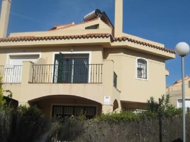 Chalet con 3 dormitorios se vende en Mijas Costa, Costa del Sol