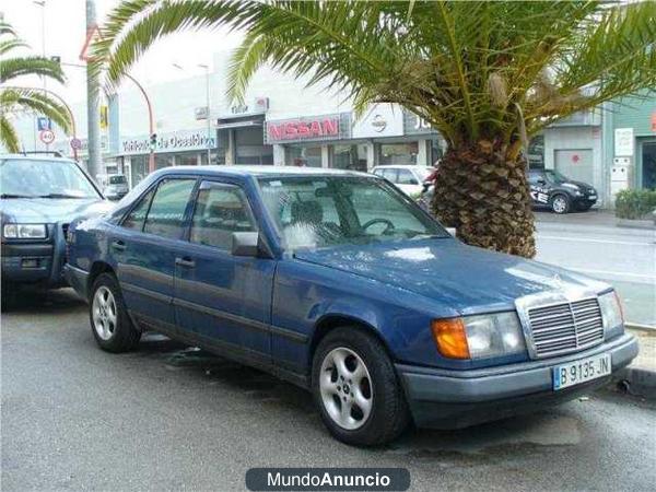 Mercedes-Benz 200 230E