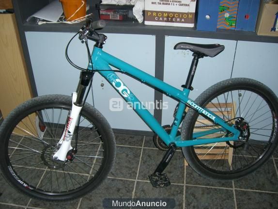 Bicicleta COMMENCAL DELUXE Cédric Gracia 2008