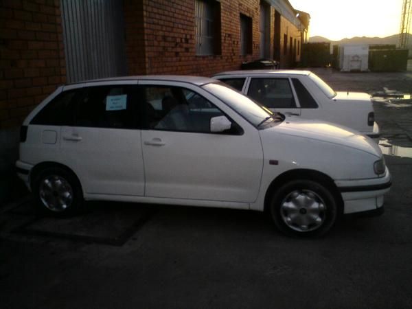 vendo coche seat ibiza 850 negociable