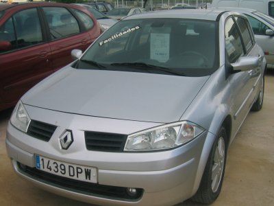 RENAULT MEGANE 1.9DCI 120CV DINAMIQUE - Castellon