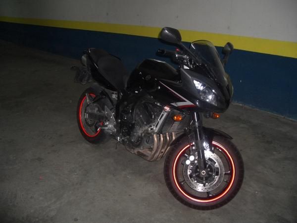 FZ6 Fazer S2 98cv agosto 2008 4800km