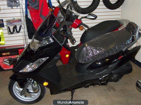 se vende KYMCO YAGER 125