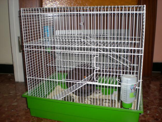 VENDO JAULA PARA HAMSTER DE 3 PISOS EN BARCELONA - ENTREGA A MANO - 20 E